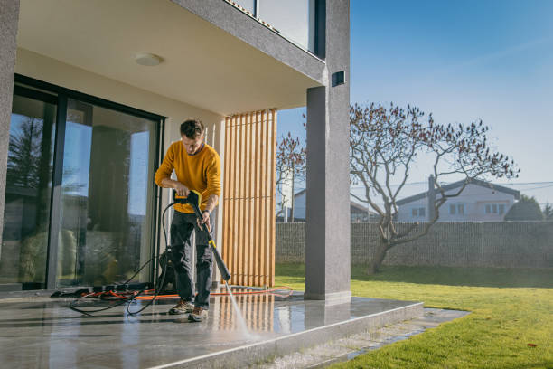 Best Animal Enclosure Cleaning  in Columbia, MS